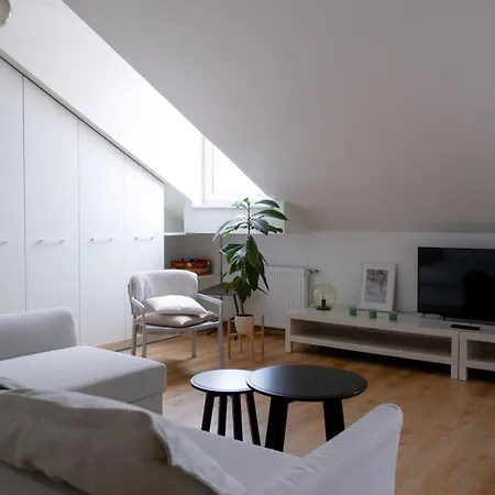 Stylish Studio L Old Town